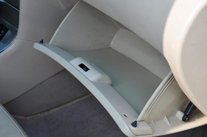 EV Glove Box with Integrated Touchscreen